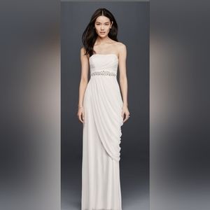 NWT Size 2 Ivory/Soft White Strapless Wedding Gown